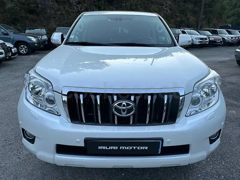 Usado Toyota Land Cruiser 190 CV (139 kW) 2011 Blanco SUV