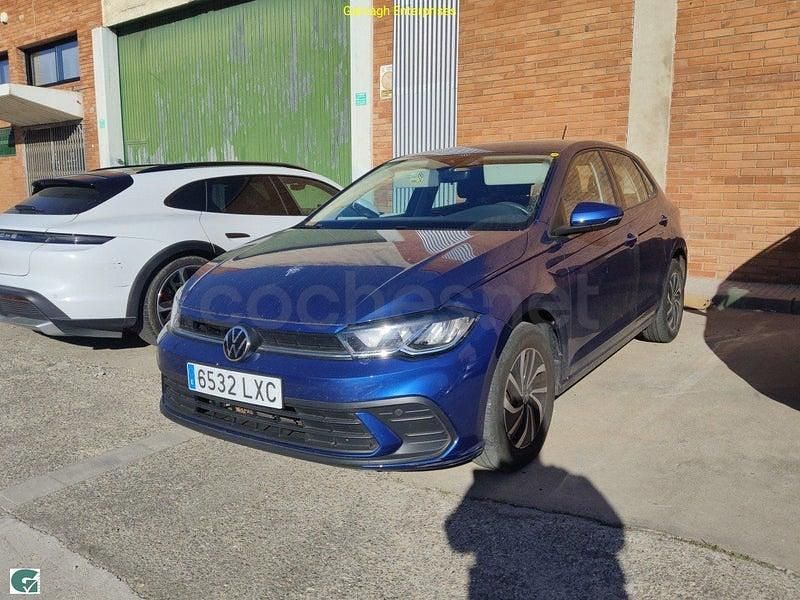 Usado VW Polo Life 95 CV (69 kW) 2022 Azul Utilitario