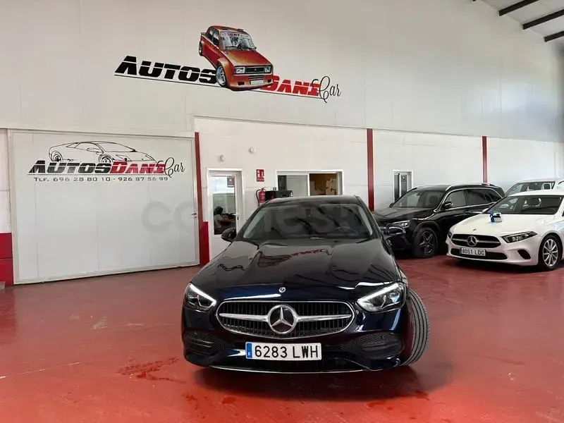 Usado Mercedes C220 200 CV (147 kW) 2022 Azul Berlina