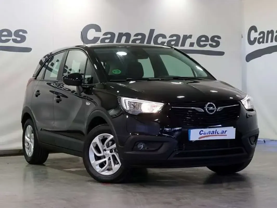 Usado Opel Crossland Selective 99 CV (72 kW) 2018 Negro SUV