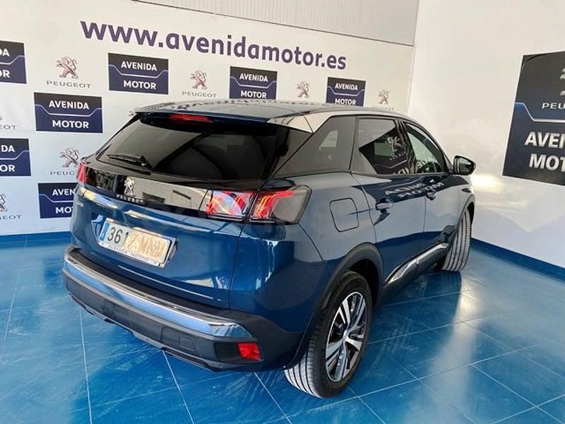 Usado Peugeot 3008 Allure 130 CV (95 kW) 2024 Azul SUV