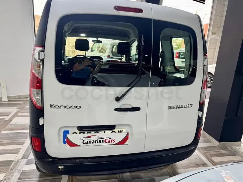Usado Renault Kangoo Edition One 95 CV (69 kW) 2021 Blanco Monovolumen