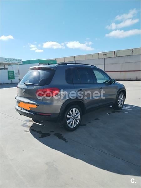 Usado VW Tiguan 110 CV (80 kW) 2013 Gris / plata SUV