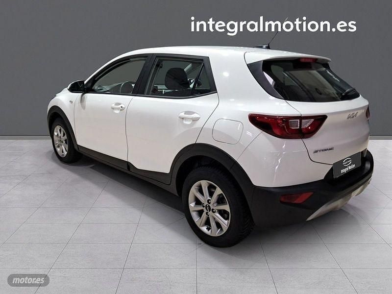 Usado Kia Stonic 84 CV (61 kW) 2023 Otro SUV