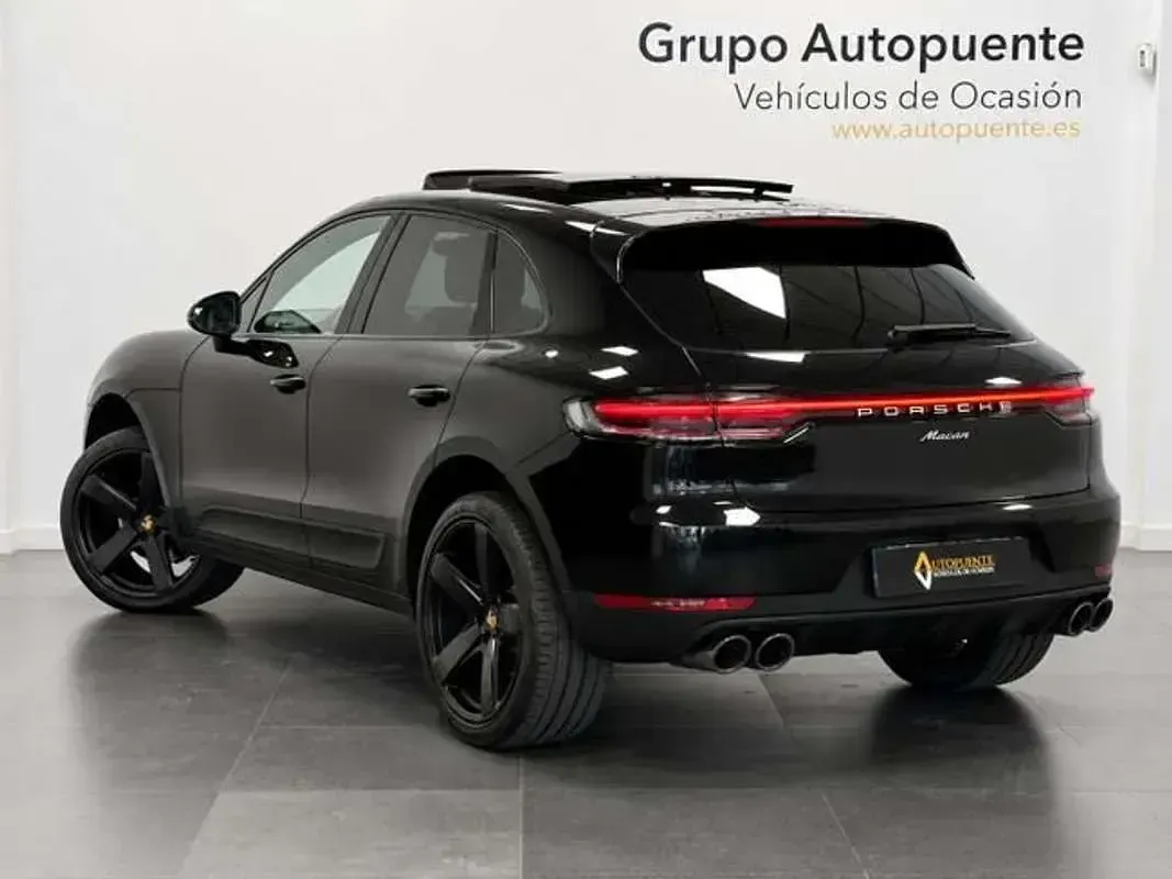 Usado Porsche Macan 245 CV (180 kW) 2021 Negro SUV
