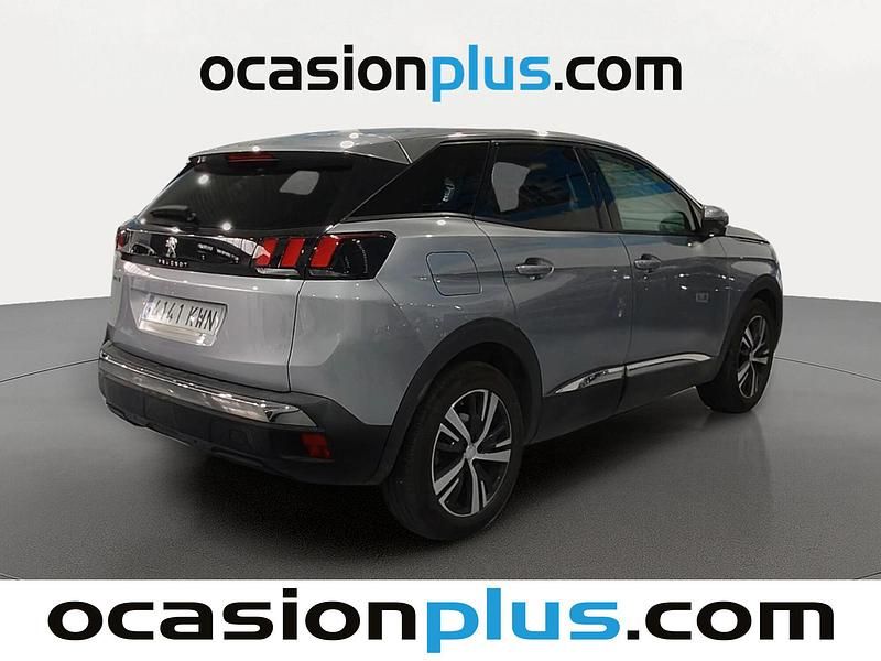 Usado Peugeot 3008 Allure 130 CV (95 kW) 2019 Gris SUV