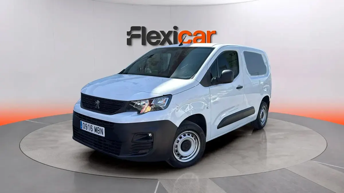 Usado Peugeot Partner 102 CV (75 kW) 2022 Blanco Monovolumen