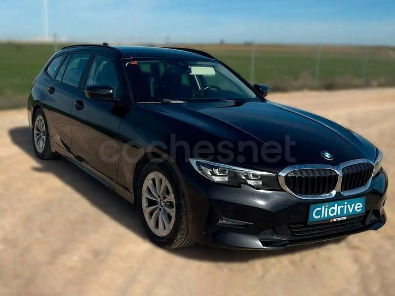 Usado BMW 318 150 CV (110 kW) 2021 Gris / plata Familiar
