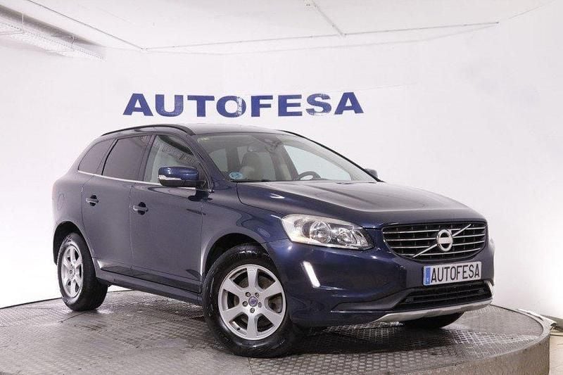 Usado Volvo XC60 Momentum 184 CV (135 kW) 2014 Azul SUV