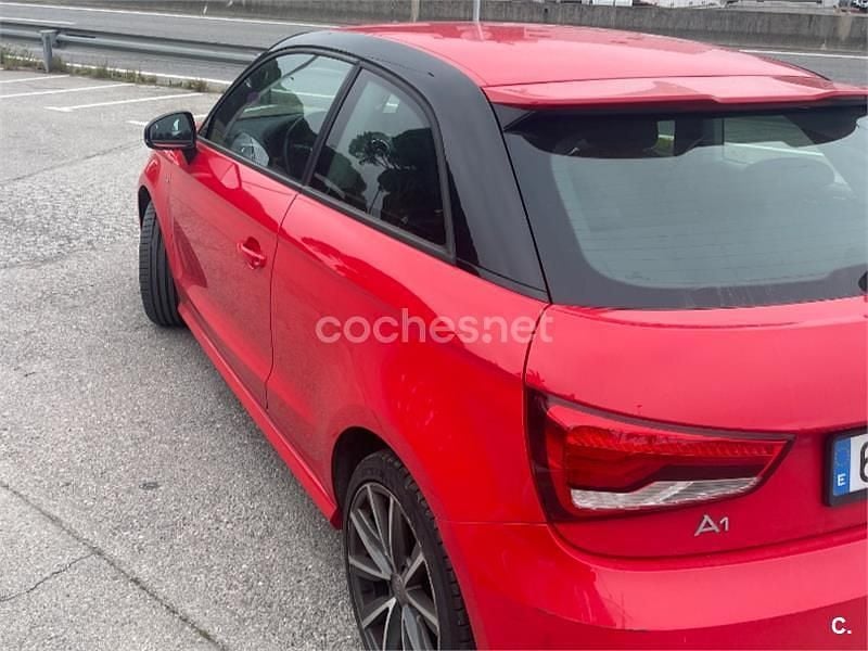 Usado Audi A1 90 CV (66 kW) 2015 Rojo Utilitario