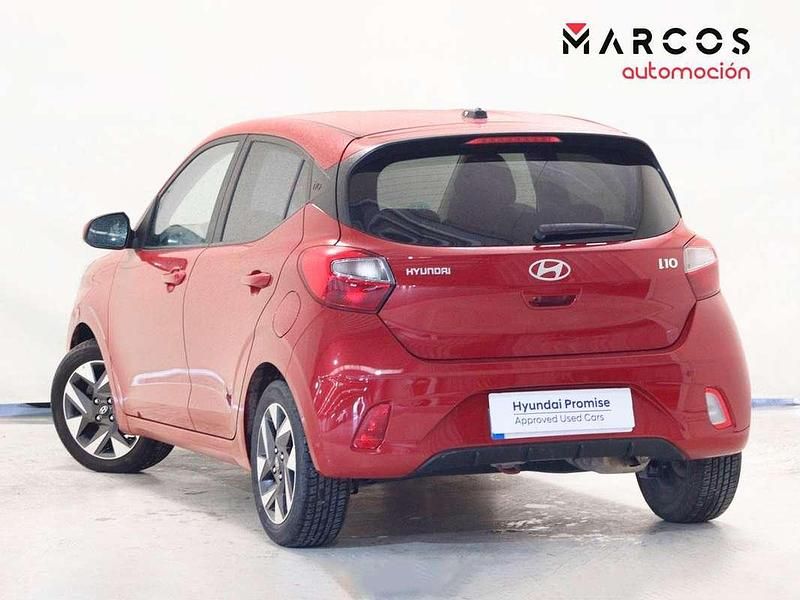 Usado Hyundai i10 64 CV (47 kW) 2025 Rojo Utilitario