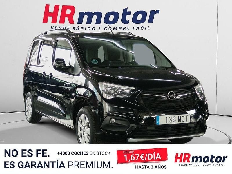 Usado Opel Combo Elegance 130 CV (95 kW) 2022 Negro Monovolumen