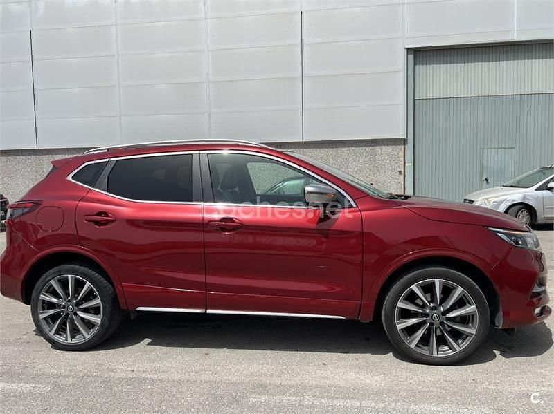 Usado Nissan Qashqai Tekna 150 CV (110 kW) 2019 Rojo SUV