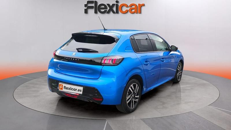 Usado Peugeot 208 Allure 101 CV (74 kW) 2023 Azul Utilitario