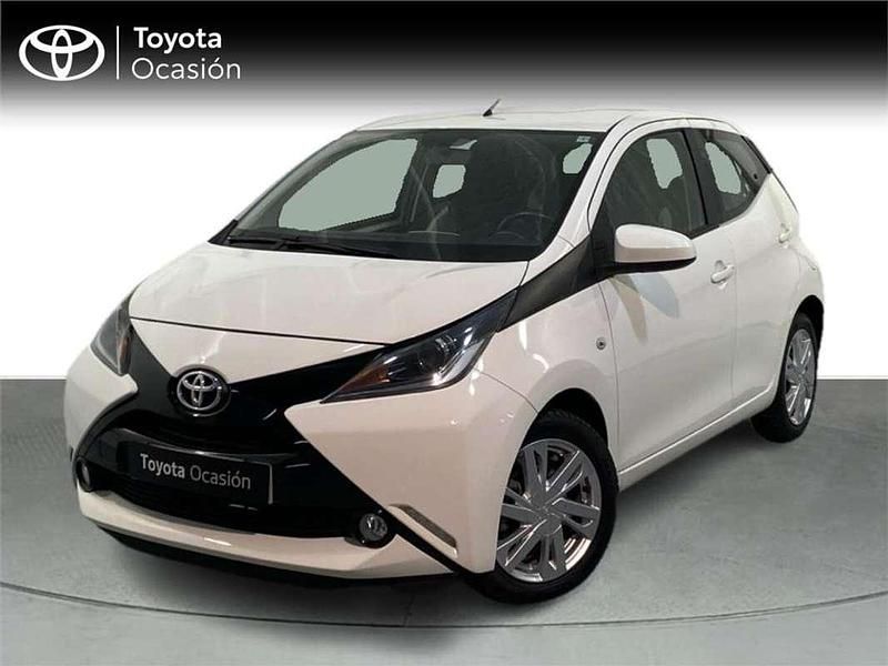 Usado 2017 Toyota Aygo X-play Utilitario | 10.900 € (Precio justo) - Imagen 1/4