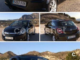 Negro Usado 2007 Opel Corsa Sport Berlina | 3700 € (Precio justo) - Imagen 1/4
