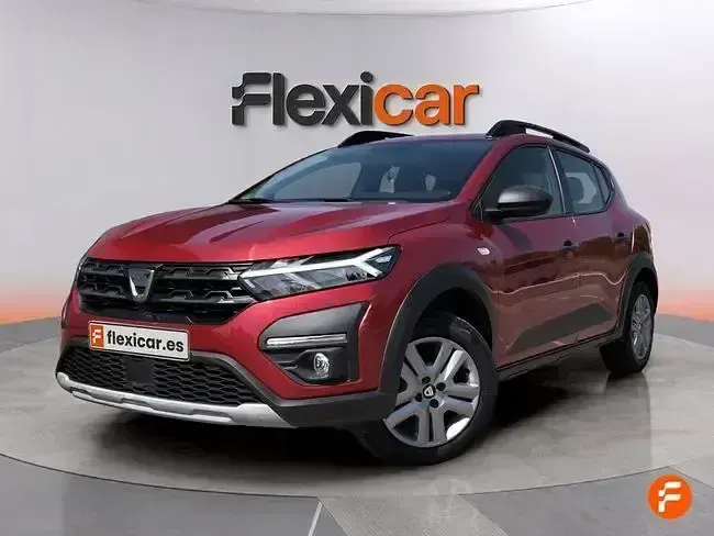 Usado Dacia Sandero Essentiel 91 CV (66 kW) 2021 Rojo