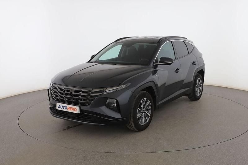 Gris Usado 2024 Hyundai Tucson SUV | 26.999 € (Buen precio) - Imagen 1/3