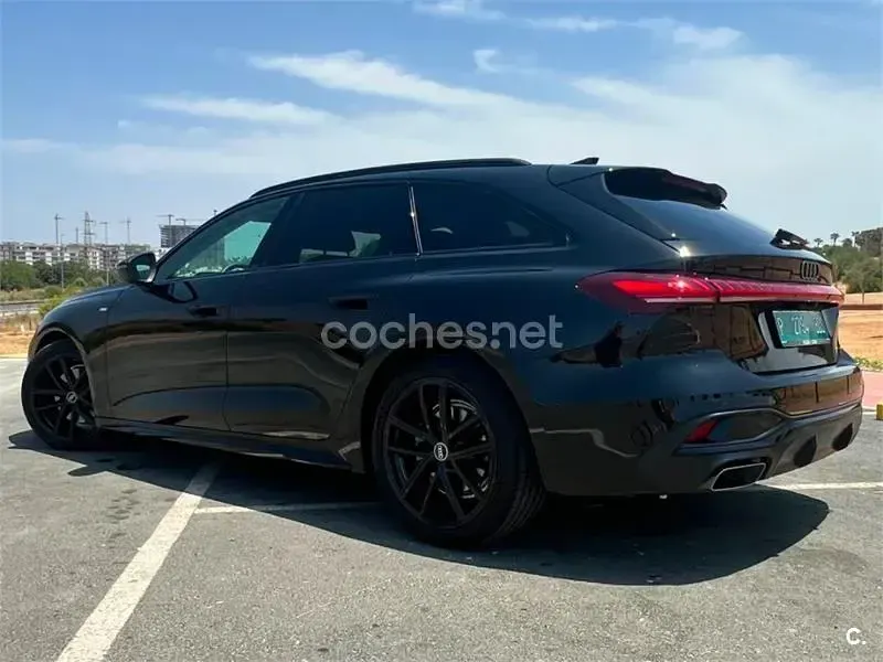 Usado Audi A5 S-Line 150 CV (110 kW) 2025 Negro Familiar