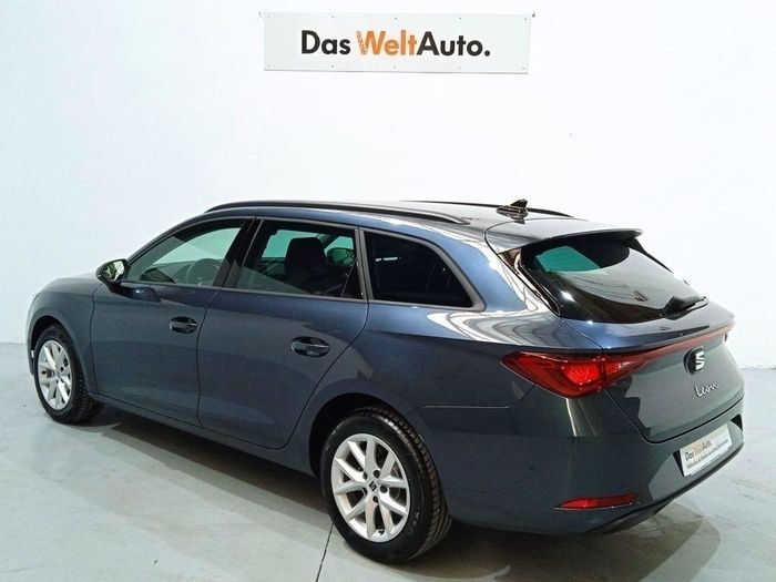 Gris Nuevo 2024 Seat Leon ST Style Familiar | 23.500 € (Precio justo) - Imagen 1/4
