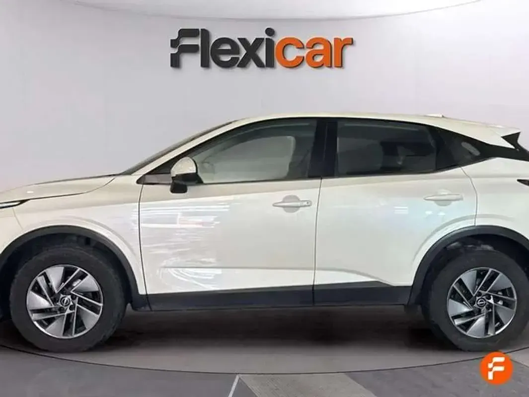 Usado Nissan Qashqai Acenta 158 CV (116 kW) 2024 Blanco SUV