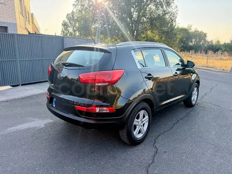 Usado Kia Sportage 135 CV (99 kW) 2014 Negro SUV