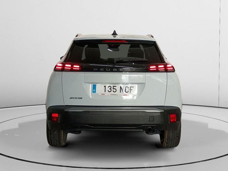 Usado Peugeot 2008 Allure 101 CV (74 kW) 2025 Blanco SUV
