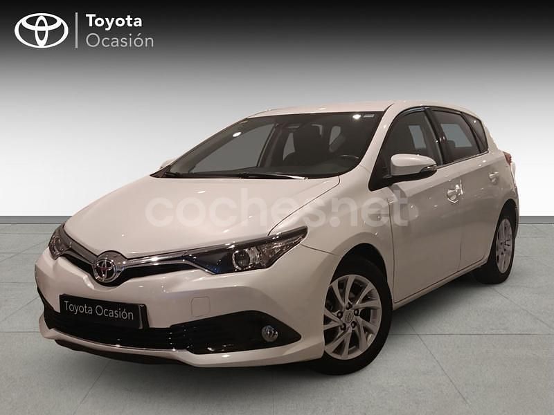 Blanco Usado 2018 Toyota Auris Active Berlina | 13.500 € (Un poco caro) - Imagen 1/4