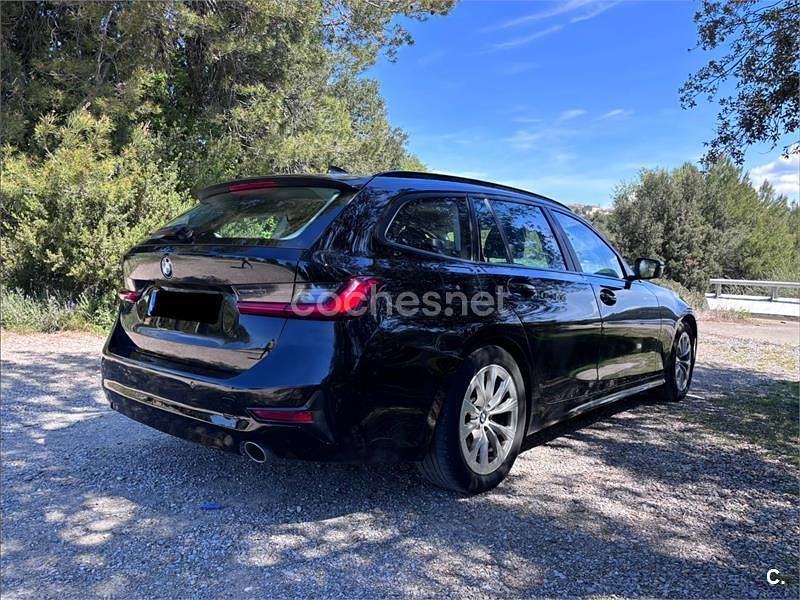 Usado BMW 318 Comfort Edition 150 CV (110 kW) 2020 Negro Familiar