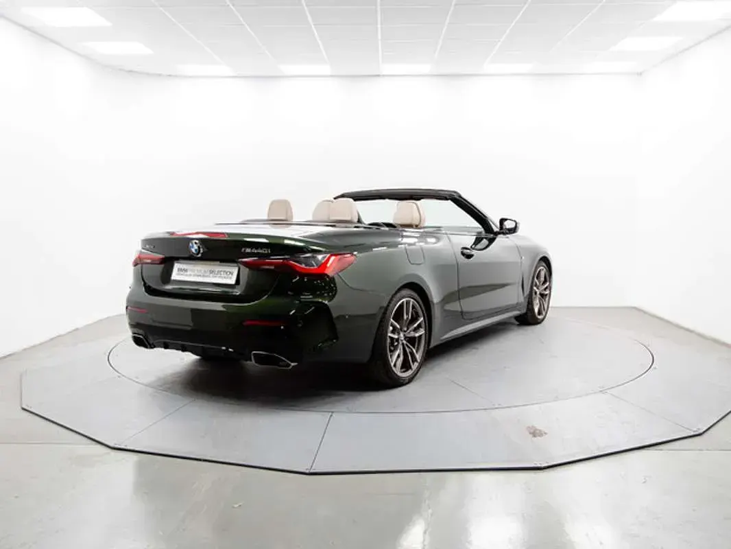 Begagnad BMW 440 374 HK (275 kW) 2021 Grön Cab