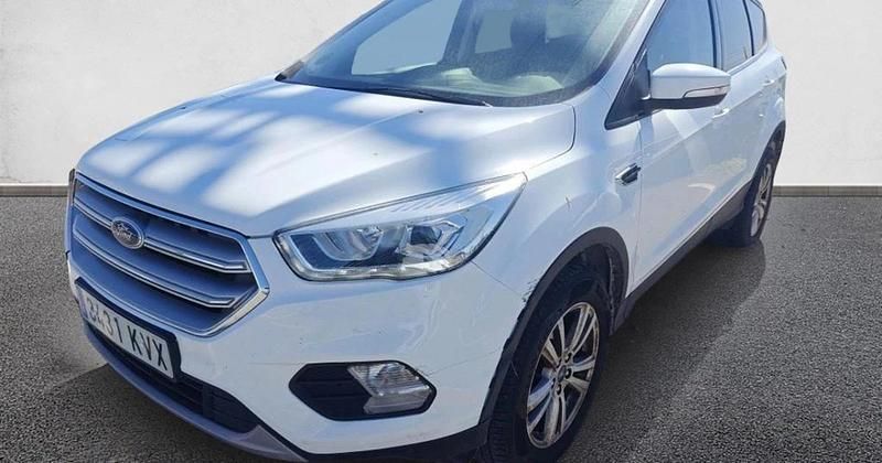 Usado Ford Kuga Trend+ 120 CV (88 kW) 2019 SUV