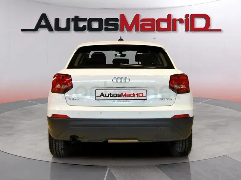 Usado Audi Q2 Design 116 CV (85 kW) 2019 Blanco SUV