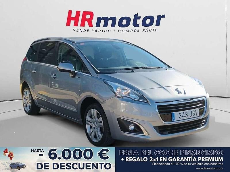 Gris Usado 2016 Peugeot 5008 Allure Monovolumen | 9010 € (Precio justo) - Imagen 1/4