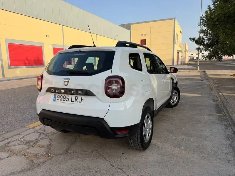 Usado Dacia Duster Essentiel 115 CV (84 kW) 2021 Blanco SUV