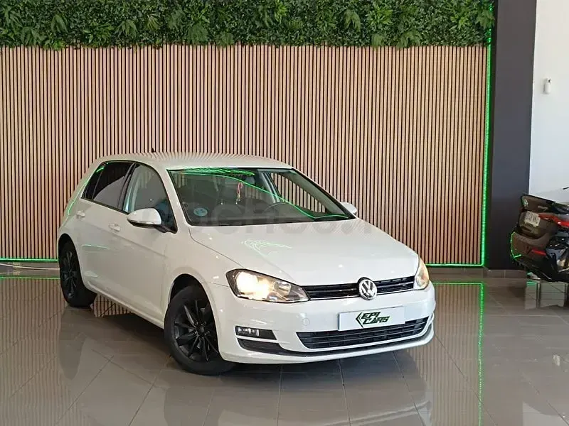 Usado VW Golf VII Advance 116 CV (85 kW) 2017 Blanco Berlina