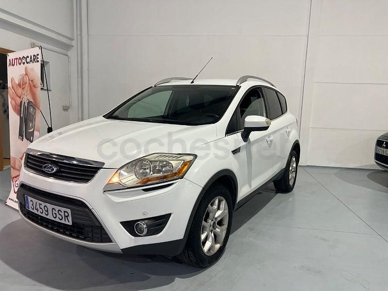Usado Ford Kuga Trend 136 CV (100 kW) 2010 Blanco SUV