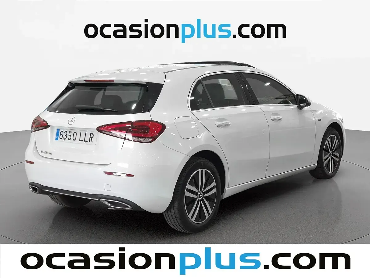 Usado Mercedes A250 218 CV (160 kW) 2020 Blanco Utilitario