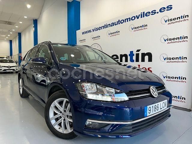 Azul Usado 2019 VW Golf VII Advance Familiar | 13.995 € (Precio justo) - Imagen 1/4