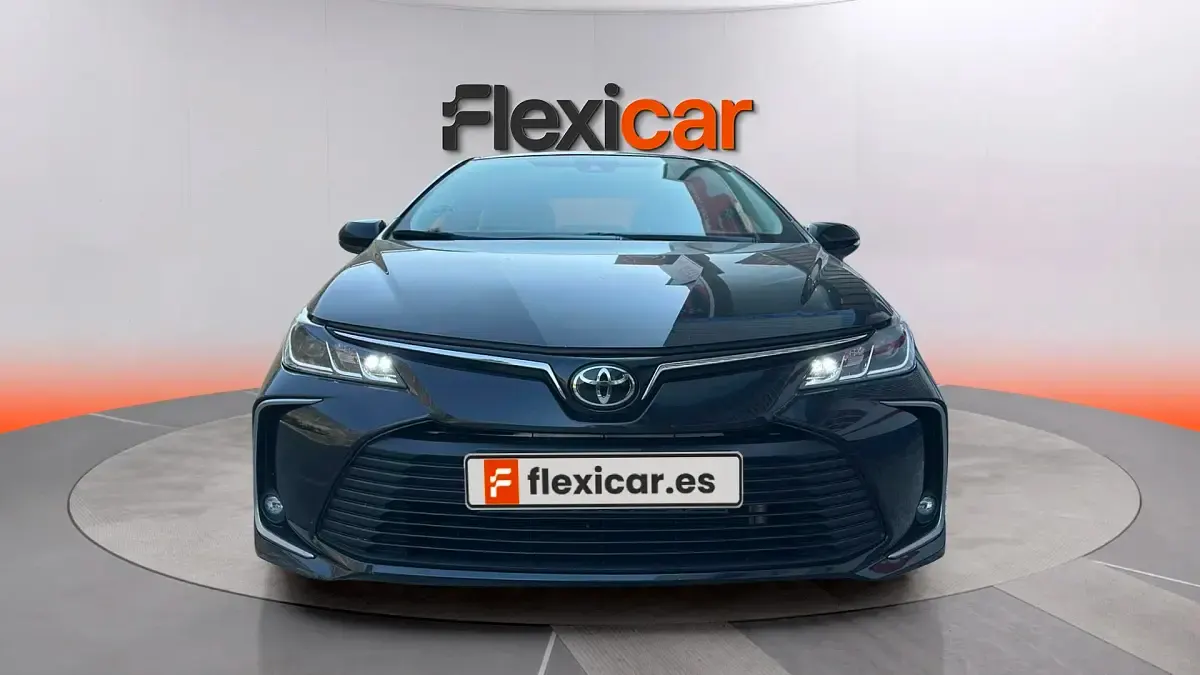 Usado Toyota Corolla Active 125 CV (91 kW) 2023 Negro Berlina