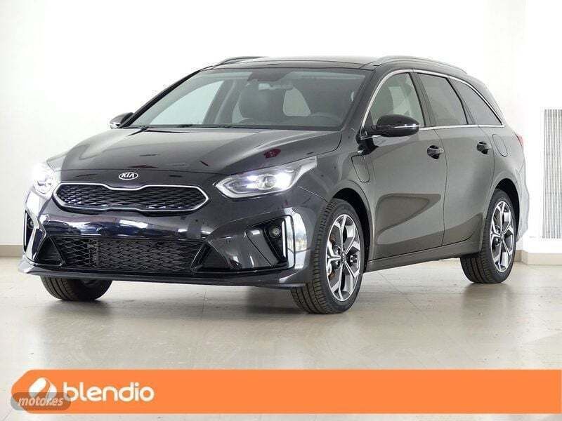 Usado Kia Ceed Sportswagon 141 CV (103 kW) 2022 Negro Familiar