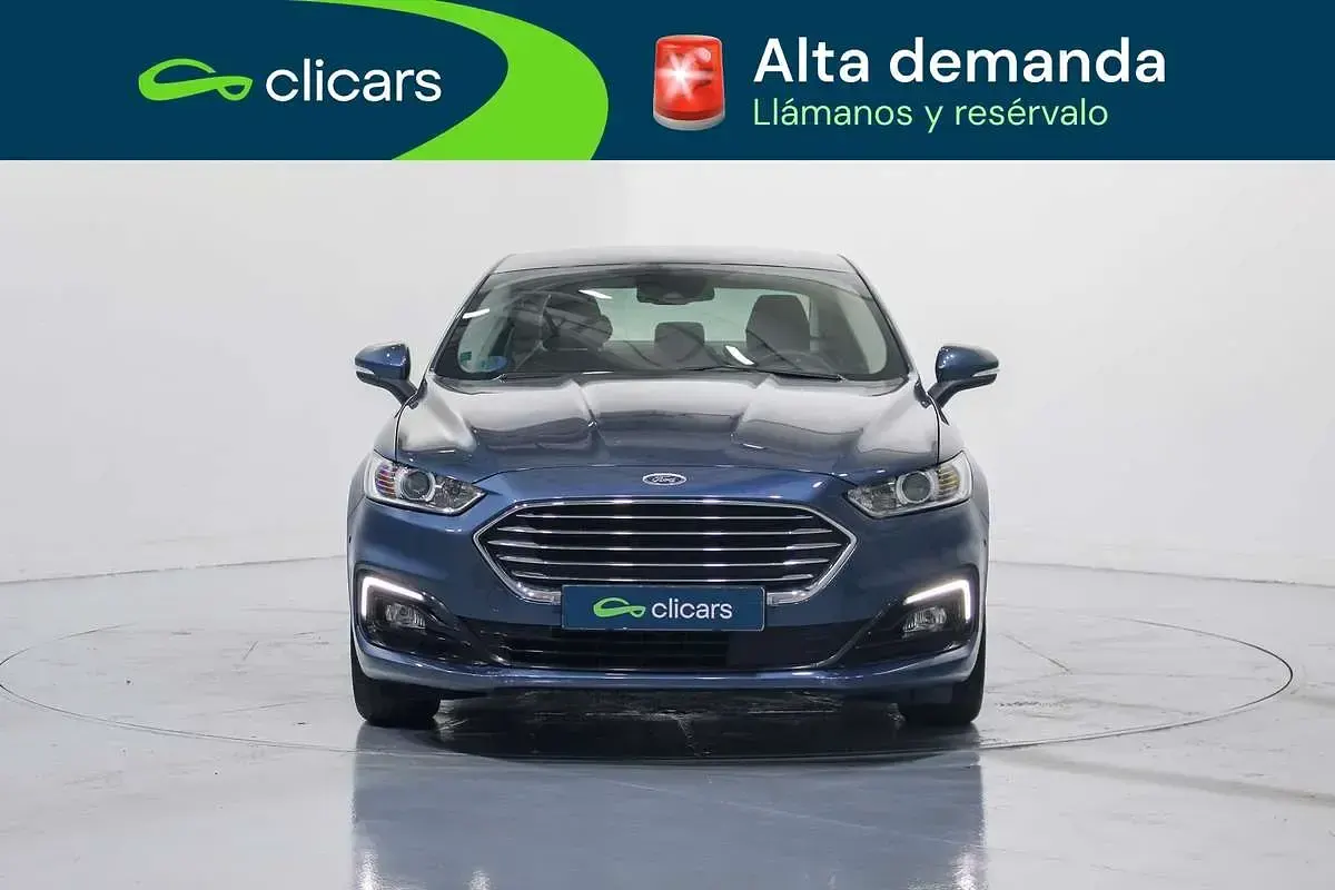 Usado Ford Mondeo Titanium 140 CV (102 kW) 2021 Azul Berlina