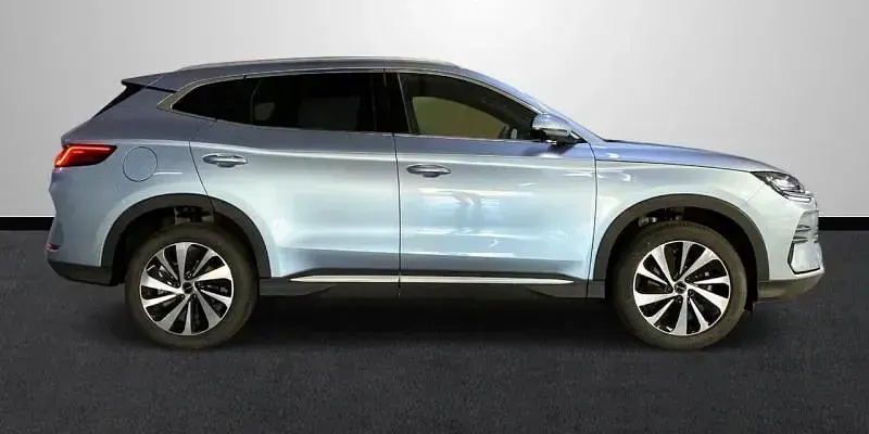 Usado BYD Seal U Comfort 218 CV (160 kW) 2025 Azul claro SUV