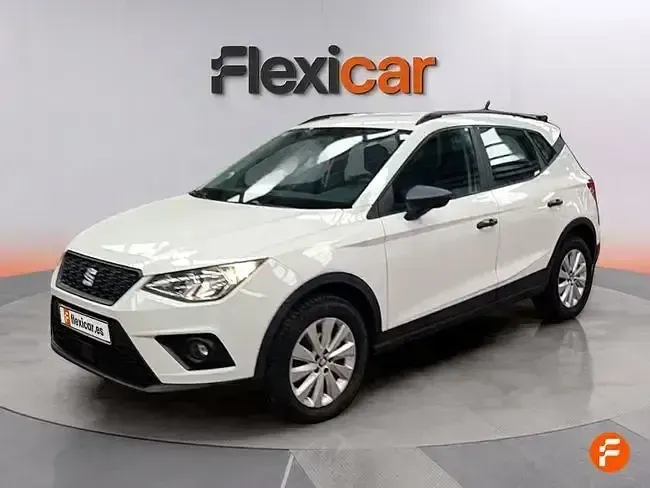 Usado Seat Arona Reference 95 CV (69 kW) 2018 Blanco SUV