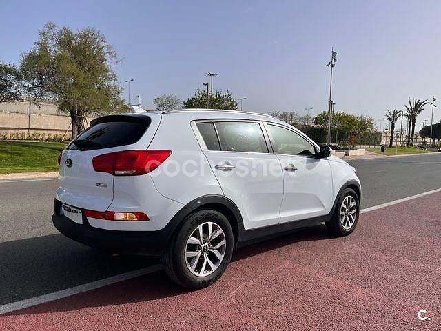 Usado Kia Sportage 115 CV (84 kW) 2015 Blanco SUV