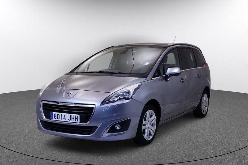 Gris / plata Usado 2015 Peugeot 5008 Allure Monovolumen | 9260 € (Precio justo) - Imagen 1/4