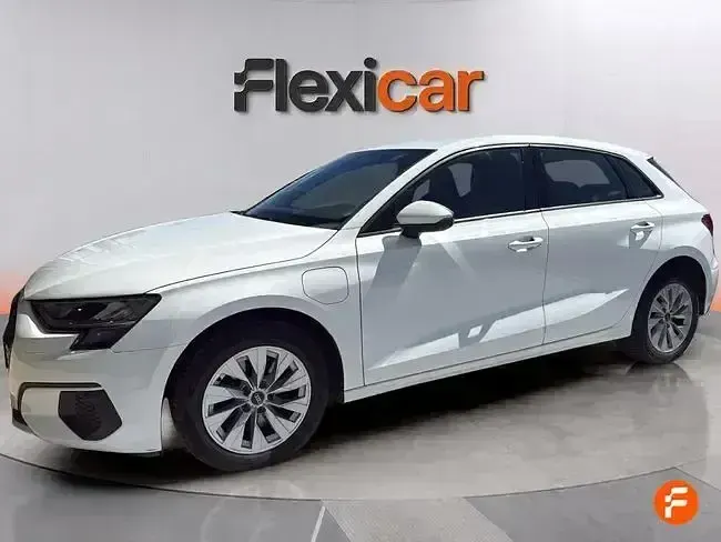 Usado Audi A3 Sportback e-tron Advanced Plus 204 CV (150 kW) 2022 Blanco Utilitario