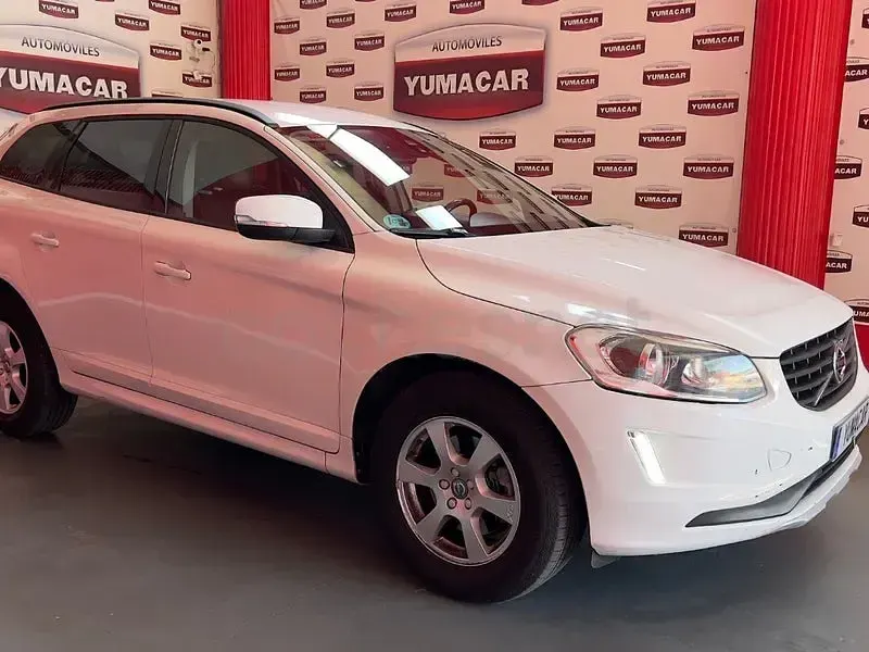 Usado Volvo XC60 Kinetic 150 CV (110 kW) 2016 Blanco SUV