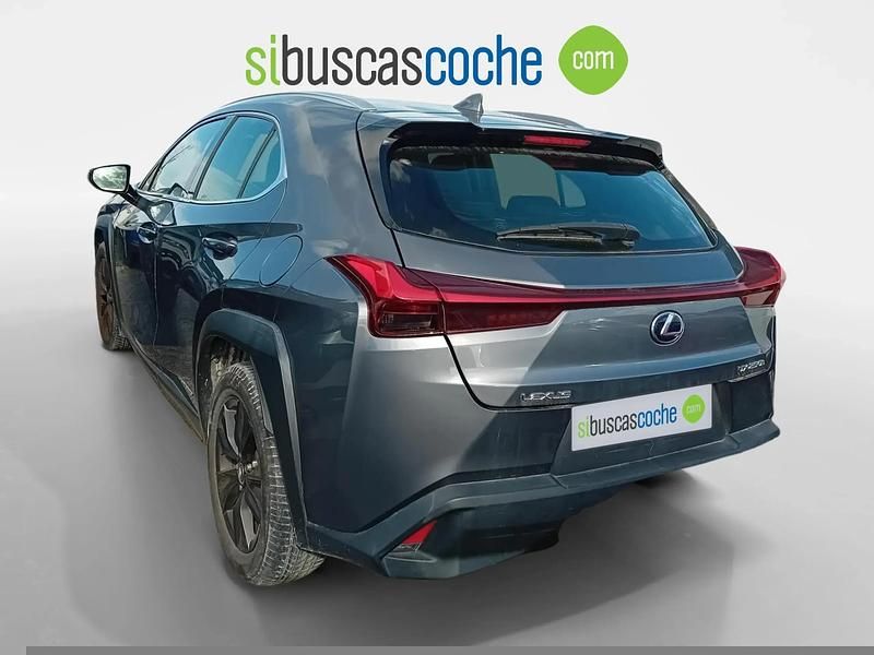 Usado Lexus UX Business Edition 184 CV (135 kW) 2020 Gris/plata SUV