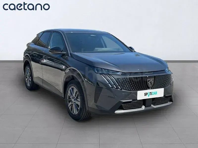 Usado Peugeot 3008 Allure 145 CV (106 kW) 2025 Gris / plata SUV