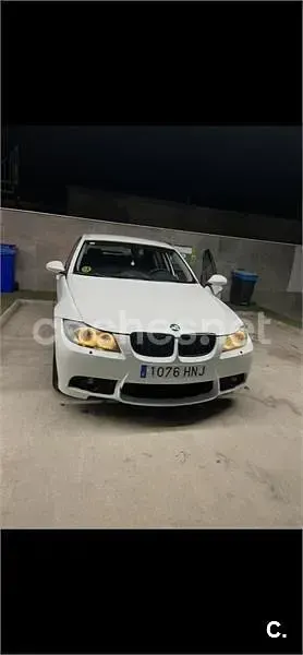 Käytetty BMW 320 163 HP (119 kW) 2007 Valkoinen Sedan